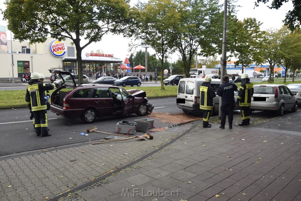 VU Koeln Buchheim Frankfurterstr Beuthenerstr P027.JPG - Miklos Laubert